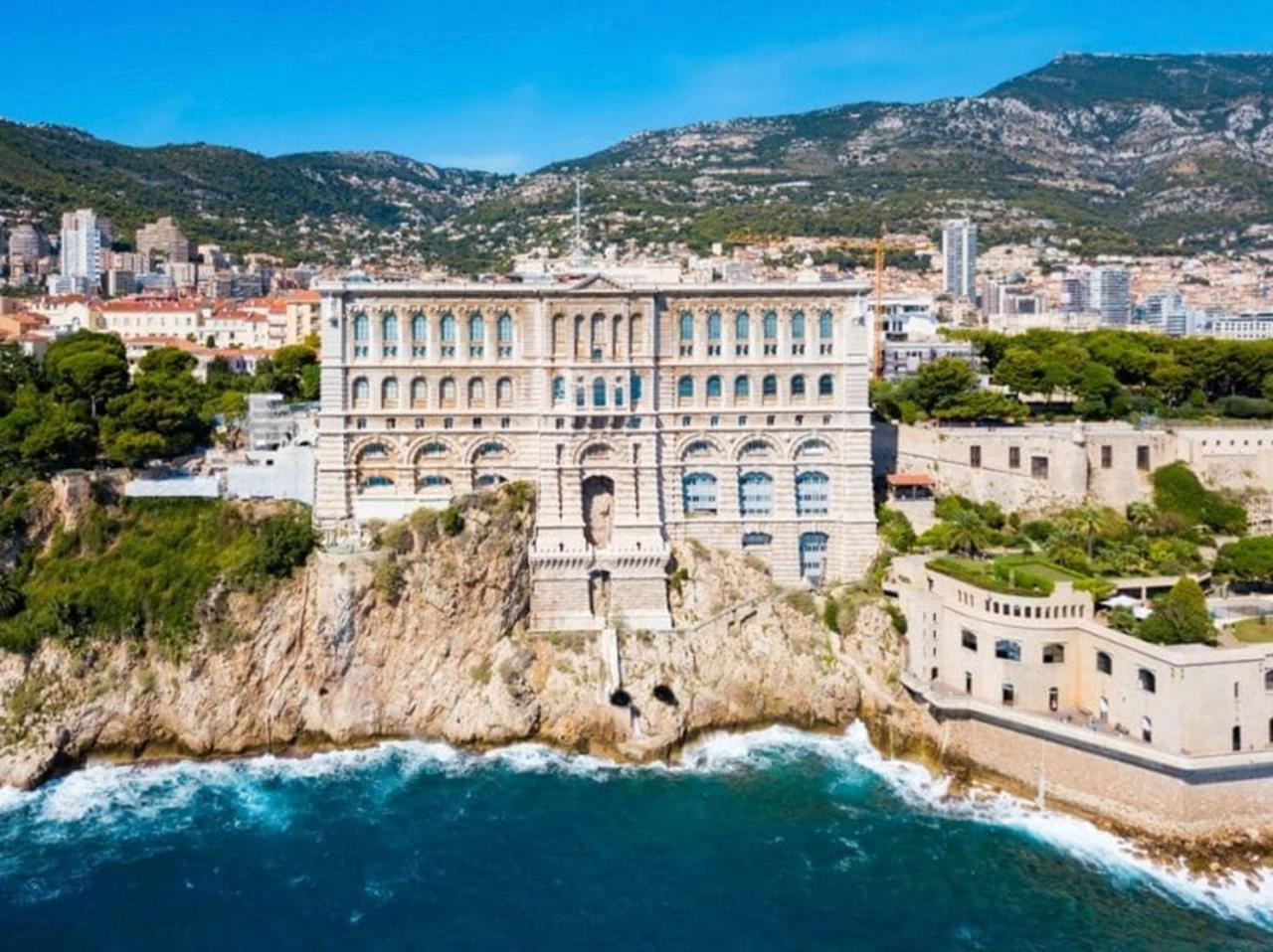 Regent Cote D'Azur Air-Conditioned, Pool, Garden & Parking Вільнев-Лубе Екстер'єр фото