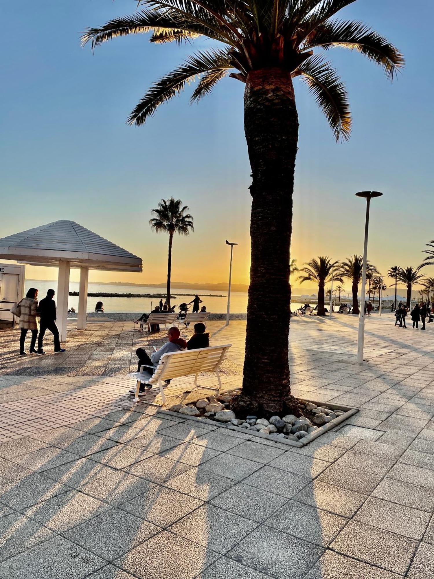 Regent Cote D'Azur Air-Conditioned, Pool, Garden & Parking Вільнев-Лубе Екстер'єр фото